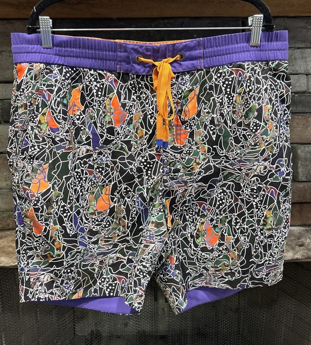 Men’s ROBERT GRAHAM Black Graphic Swim Trunks Board Shorts Size 36 *B9